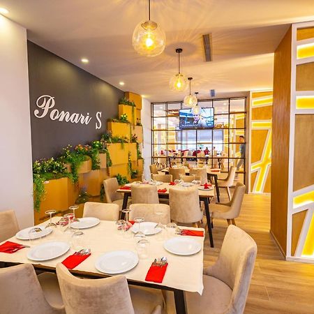Ponari S Hotel Kryemedhej Екстер'єр фото