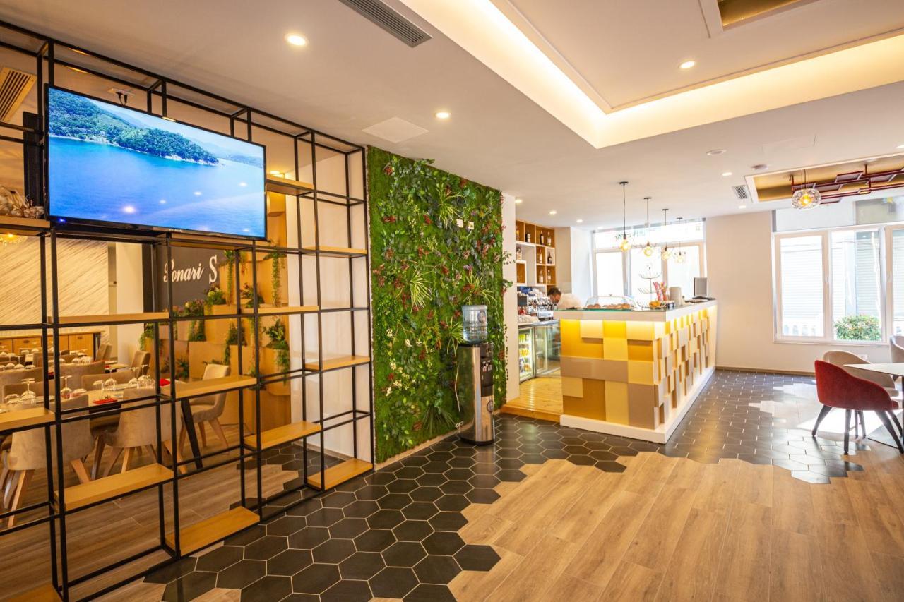 Ponari S Hotel Kryemedhej Екстер'єр фото