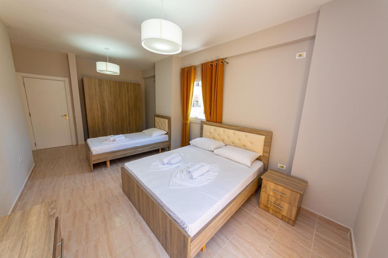 Ponari S Hotel Kryemedhej Екстер'єр фото