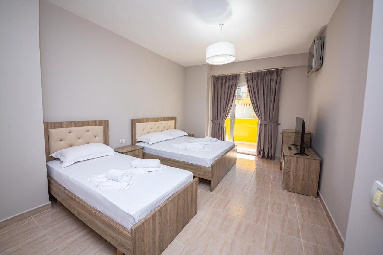 Ponari S Hotel Kryemedhej Екстер'єр фото