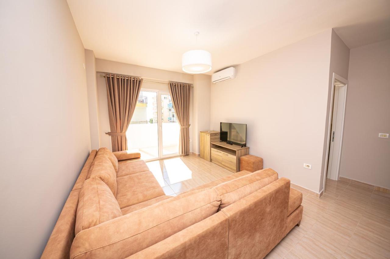 Ponari S Hotel Kryemedhej Екстер'єр фото